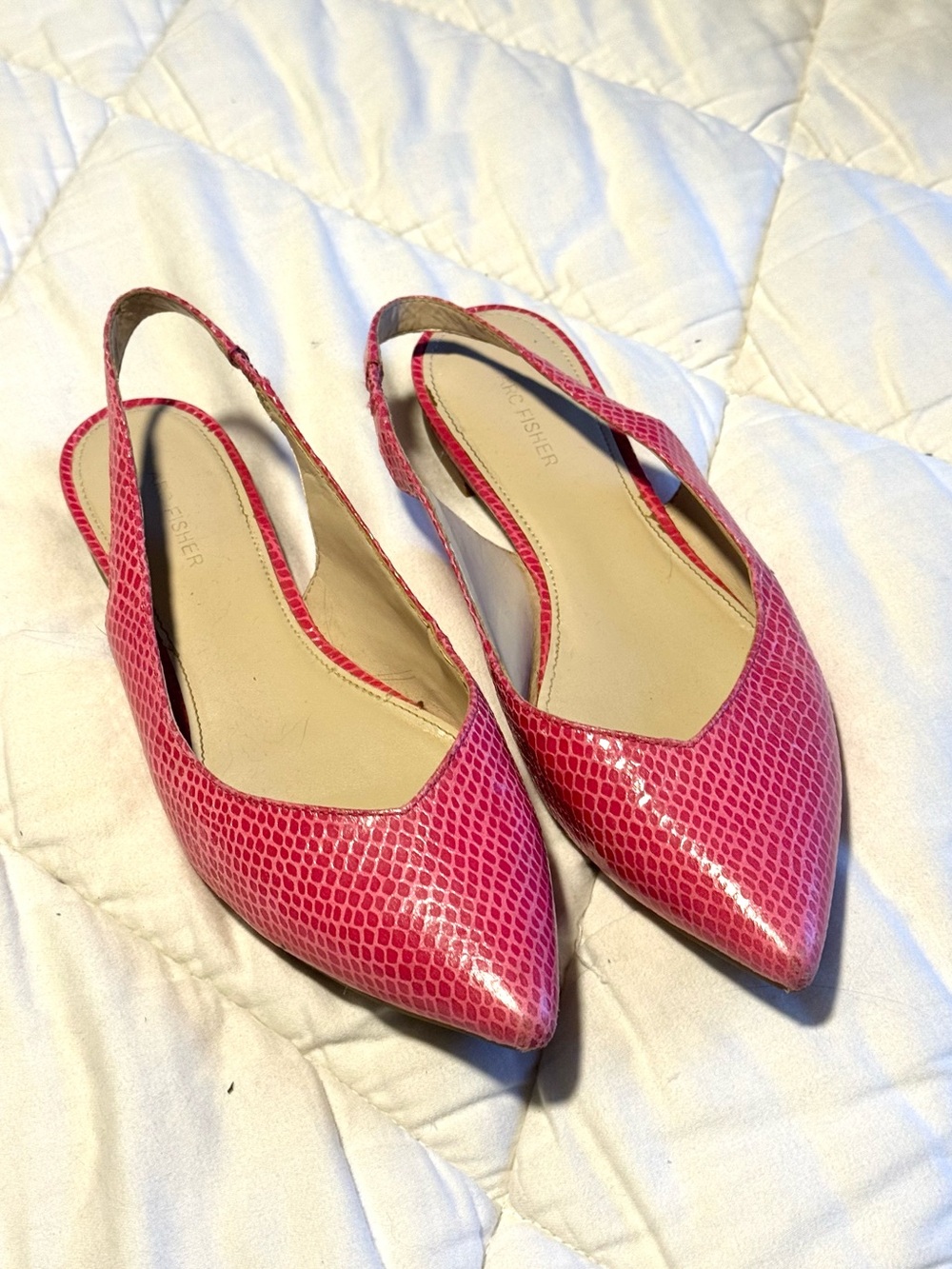 Marc Fisher Pointed Toe Slingback Flats Hot Pink Snakeskin size 7.5